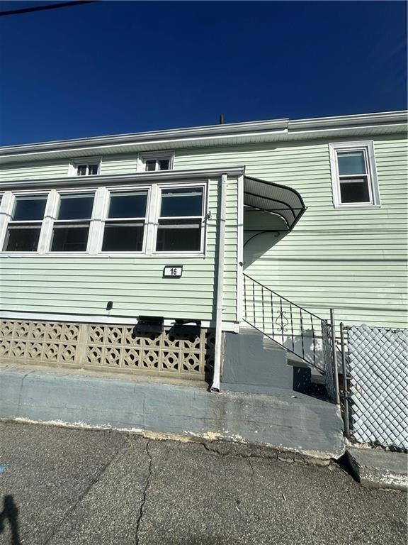 property at 16 King St