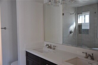 1713 Goodman Ave in Redondo Beach, CA - Building Photo - Building Photo