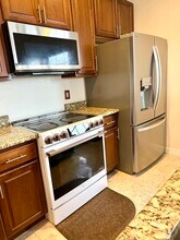 72 Ashland St in Malden, MA - Building Photo - Building Photo