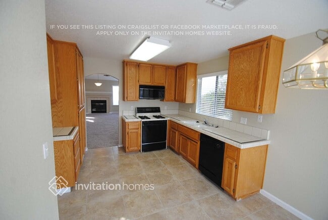4856 Clydebank Way in Antelope, CA - Building Photo - Building Photo