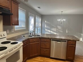 2512 Rockaway Pl in Lexington, KY - Building Photo - Building Photo