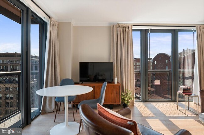 631 D St NW, Unit 1133 in Washington, DC - Building Photo - Building Photo