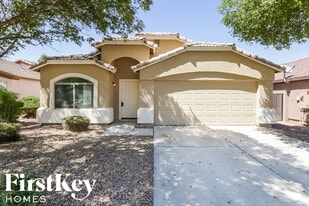 3688 W Santa Cruz Ave