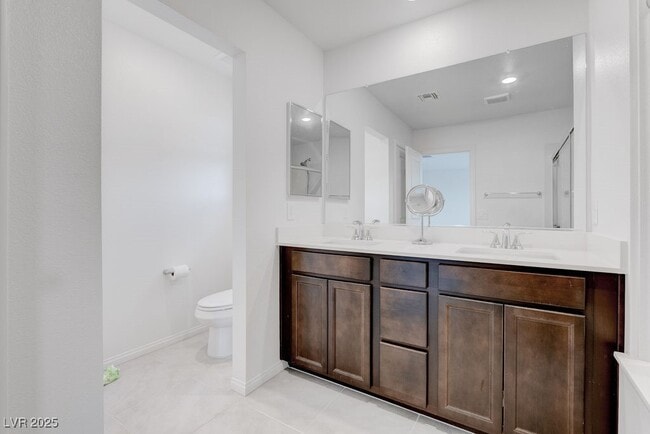 property at 4603 Sapphire Crst Ave