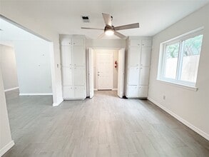 6210 Creekside Ln in League City, TX - Building Photo - Building Photo