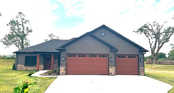 property at 1328 Kiowa Ct