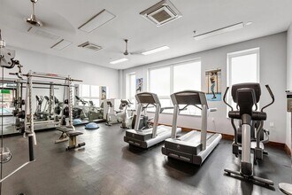 75 Liberty Ave, Unit C11 in Jersey City, NJ - Building Photo - Building Photo