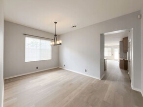 41141 Crooked Stick Dr in Temecula, CA - Building Photo - Building Photo