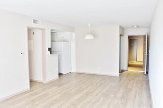 Lido Apartments - 3130 Bagley Ave in Los Angeles, CA - Foto de edificio - Building Photo