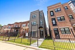 6622 S University Ave in Chicago, IL - Building Photo