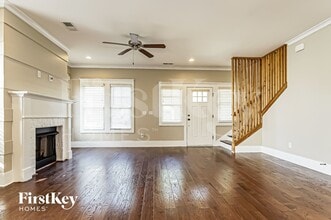 3253 Sawyer Dr in Hoover, AL - Foto de edificio - Building Photo