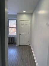 5719 N Park Ave, Unit 3rd fl apt in Philadelphia, PA - Foto de edificio - Building Photo