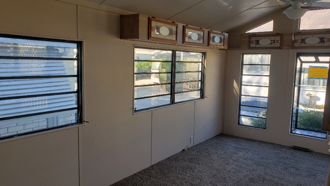 966 Acorn Dr in San Jacinto, CA - Building Photo - Building Photo