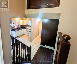 582 Talltree Crescent in London, ON - Building Photo - Building Photo