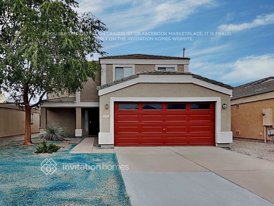 1273 E Anastasia St in San Tan Valley, AZ - Foto de edificio