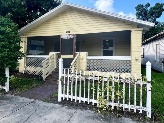 1211 11th Ave W in Bradenton, FL - Building Photo - Building Photo