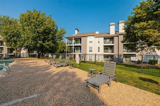 2430 Cromwell Cir in Austin, TX - Building Photo - Building Photo