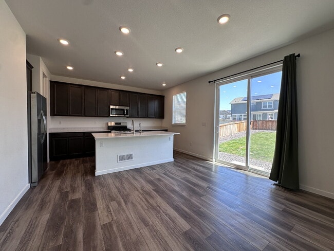 10216 Uvalda St in Commerce City, CO - Building Photo - Building Photo