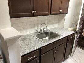 845 New Scotland Ave in Albany, NY - Building Photo