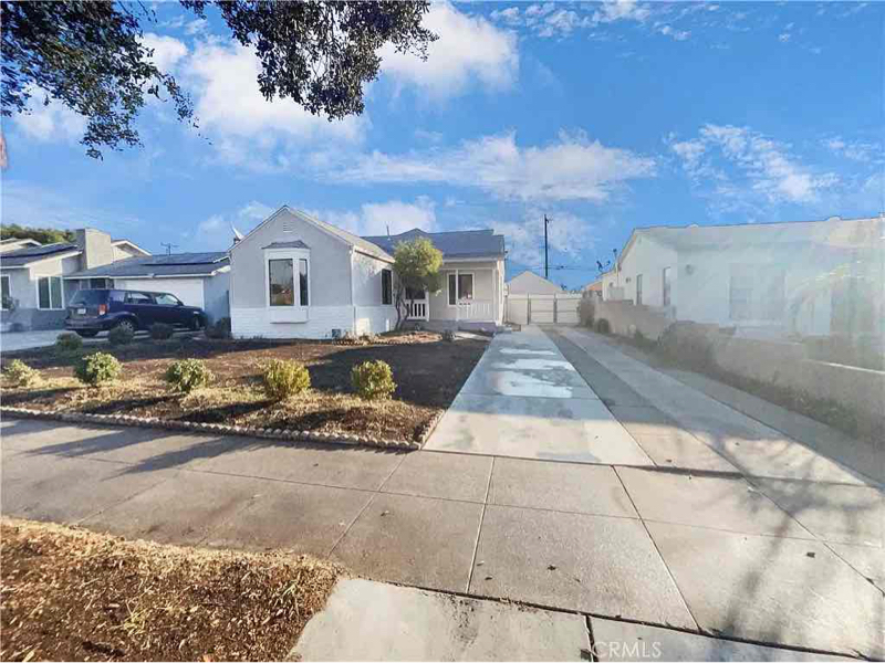 3289 N Sierra Way in San Bernardino, CA - Building Photo