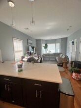 211 Cleveland Ave, Unit 2 in Harrison, NJ - Building Photo - Building Photo