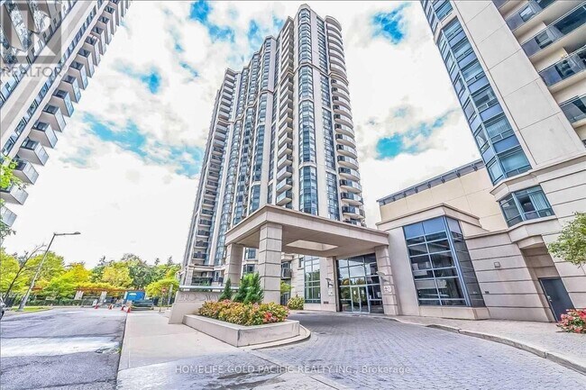 155 Beecroft Rd in Toronto, ON - Building Photo - Building Photo