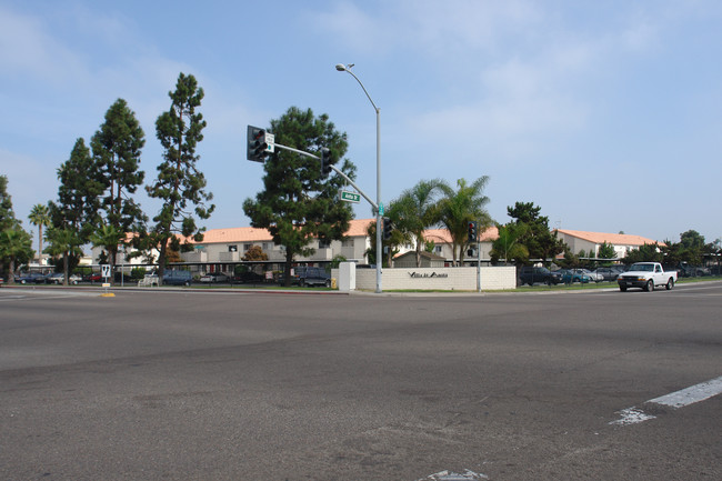 Villa De Anita in Chula Vista, CA - Foto de edificio - Building Photo