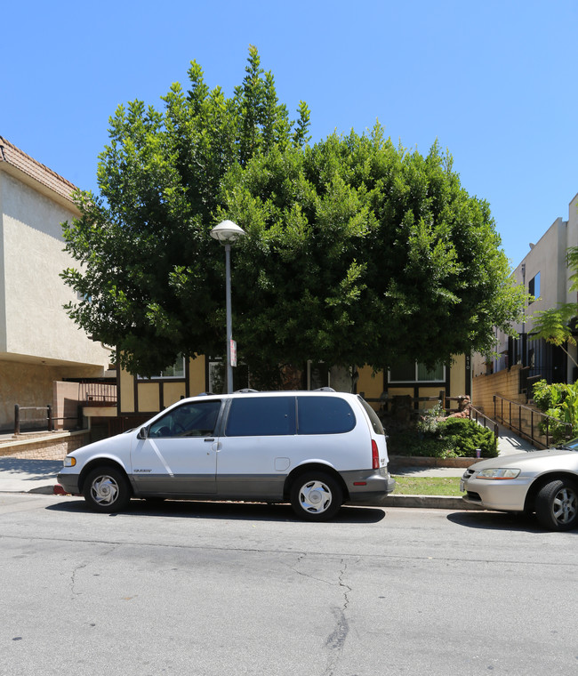 510 N Kenwood St in Glendale, CA - Building Photo - Building Photo