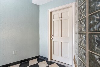 1413 23rd Street Rear in Galveston, TX - Building Photo - Building Photo