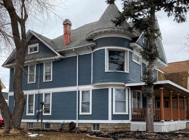 property at 635 Jackson St