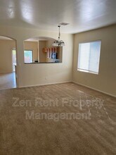 4569 E Sundance Ave in Gilbert, AZ - Building Photo - Building Photo