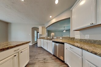 30710 Basil Trace Dr in Spring, TX - Building Photo - Building Photo