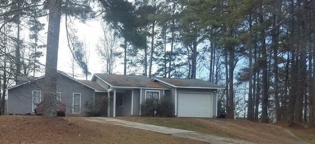 property at 3967 Wabash Ln