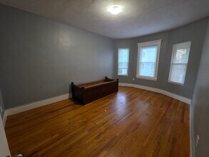 10 Fox St, Unit 10 Fox Street in Boston, MA - Building Photo - Building Photo