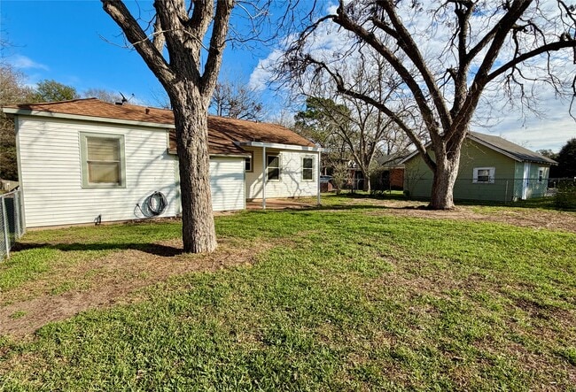 property at 1104 Marie St