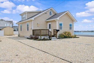 106 Makin Ave in Point Pleasant Beach, NJ - Building Photo - Building Photo