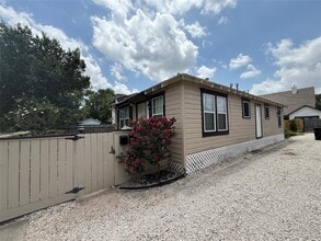 907 Enid St in Houston, TX - Building Photo - Building Photo