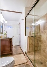 1610 Northlake Way NW in Bremerton, WA - Building Photo - Building Photo