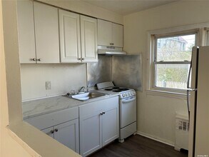 431 E Broadway-Unit -1A in Long Beach, NY - Foto de edificio - Building Photo