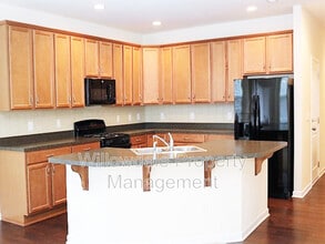 122 Ransomwood Dr in Apex, NC - Building Photo - Building Photo