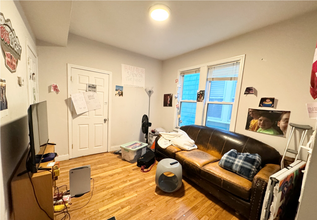 733 Parker St, Unit #2 in Boston, MA - Building Photo - Building Photo