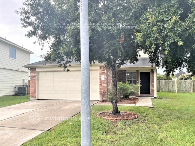 property at 16371 Royal Stone Ln