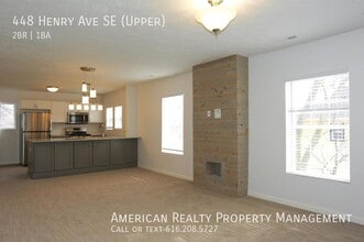 448 Henry Ave SE in Grand Rapids, MI - Building Photo - Building Photo