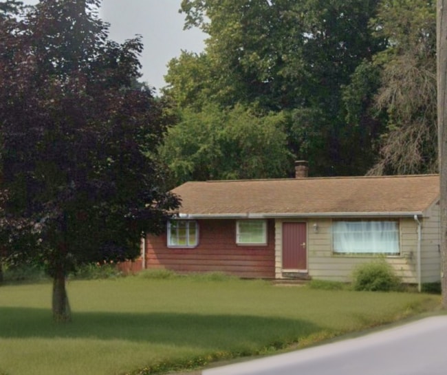 property at 505 W Orange St