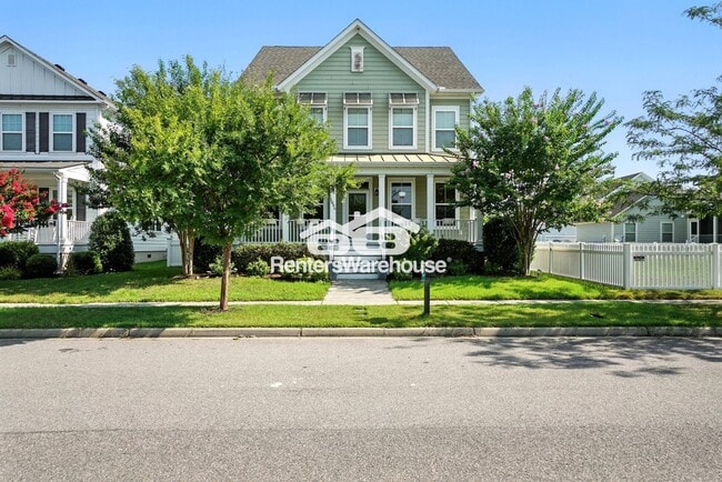 property at 3304 Patrick Henry Dr