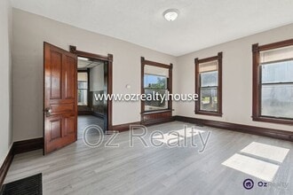 1303 Western Ave in Toledo, OH - Building Photo - Building Photo