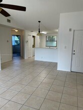 10115 W Sunrise Blvd in Plantation, FL - Building Photo - Building Photo