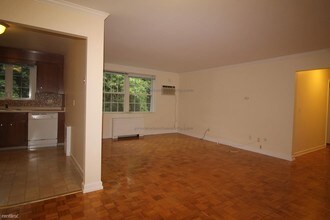 9 Captain Parker Arms-Unit -APT# 24-OJ in Lexington, MA - Building Photo - Building Photo