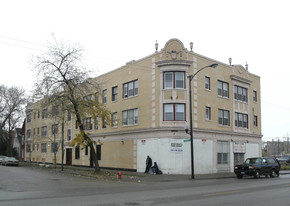 4135 W Roosevelt Rd in Chicago, IL - Building Photo