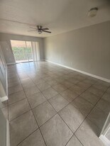 797 W Lancaster Rd, Unit F75 in Orlando, FL - Building Photo